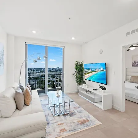 Beautiful Unit In Downtown Miami With Free Parking Apartment